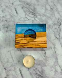 Portavelas de Resina y Madera Hecho a Mano, Diseño Artístico Único, Madera Maciza Premium Combinada con Resina, Perfecto para Ambiente - Product Image 4