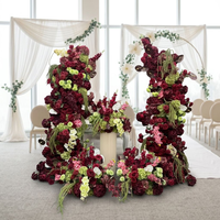 Composition florale en soie pour arche en forme de corne brisée, rouge bordeaux et vert, pour fond de mariage, demande en mariage et décoration de fête et de mariage