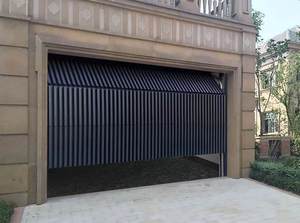 Grille de <span class=keywords><strong>porte</strong></span> de <span class=keywords><strong>garage</strong></span> Villa <span class=keywords><strong>Porte</strong></span> de volet roulant électrique en alliage d'aluminium personnalisée Anti-vol Télécommande <span class=keywords><strong>automatique</strong></span> - Product Image 2