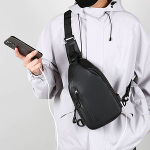 กระเป๋าคาดอกผู้ชายแบบเรียบง่ายใส่ไปยิมเดินทางได้เยอะโลโก้ออกแบบได้ตามต้องการ - Product Image 3