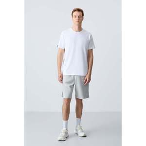 Shorts basiques pour hommes en coton texturé épais et doux, coupe standard - 81280 - Stone - Product Image 2
