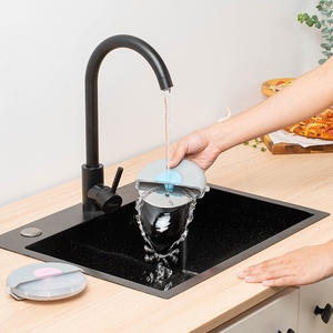 Cortador de <span class=keywords><strong>Pizza</strong></span> de acero inoxidable en stock de fábrica, cubierta protectora, rueda de <span class=keywords><strong>Pizza</strong></span>, herramienta para hornear, cortador de tartas para bodas, herramienta de Metal - Product Image 3