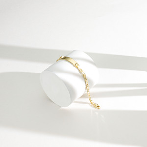 Bracelet en laiton plaqué or 14 carats pour <span class=keywords><strong>bébé</strong></span>, chaîne Figaro, personnalisable avec numéro, nom ou initiales, cadeau d'anniversaire, vente en gros de bijoux tendance CM - Product Image 3