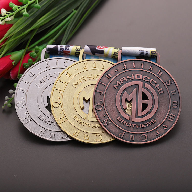 Médailles de karaté sur mesure