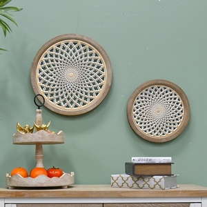 Décoration murale rustique en bois blanc vieilli, sculptée à la main, style ferme, pour salon, design éco-responsable, lot de 2 - Product Image 4