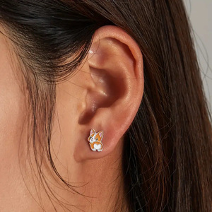 Orecchini a perno con cuore a forma di Corgi in stile coreano, gioielli dolci e giocosi a forma di animale per donna, da indossare tutti i giorni, outfit casual, idea regalo - Product Image 3