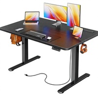 Bureau debout électrique moderne à hauteur réglable avec prises de courant et port USB-C, 47x24 pouces, 4 préréglages, structure stable en acier.