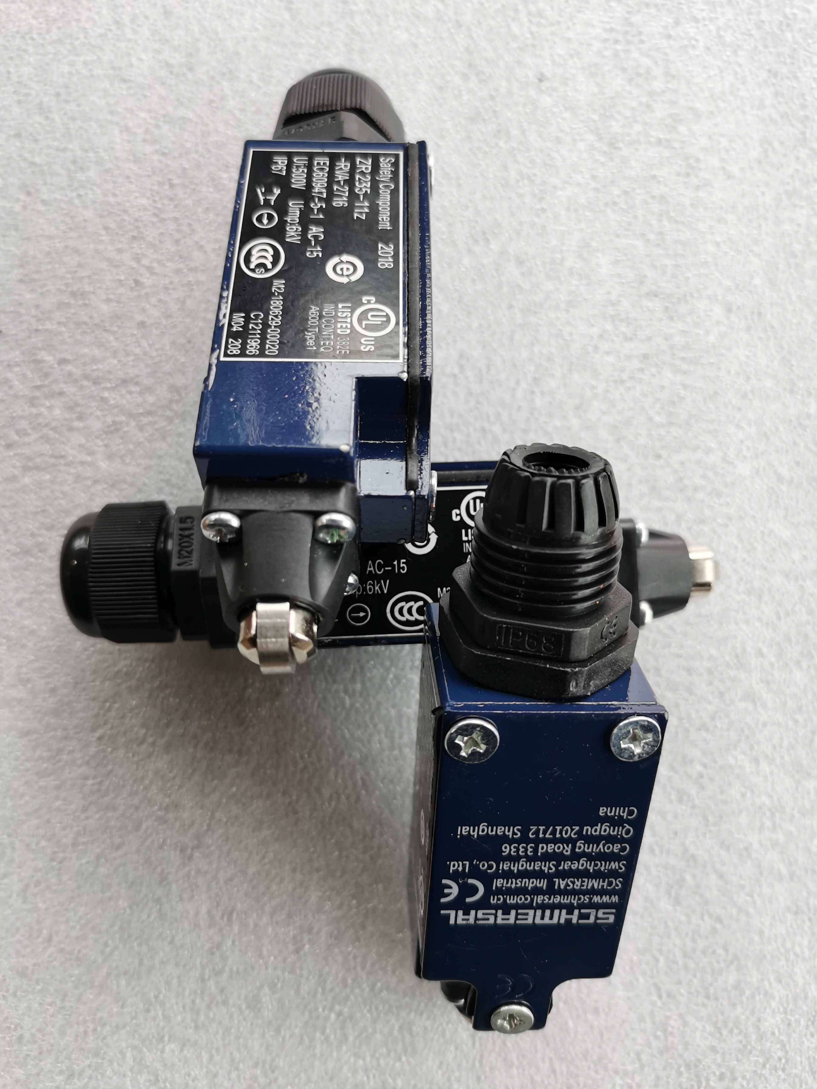 60034039 Limit Switch ZR235-11Z-RVA-2716 Schmersal for SANY SY5271