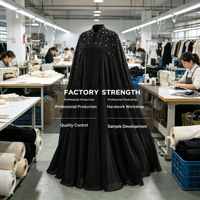 Robe longue musulmane noire pour femme, style abaya, col montant, ornée de perles et de strass aux épaules, en mousseline fluide, pour soirée, en polyester