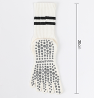 Vente en gros coton antidérapant double barre 5 orteils mi-tube chaussettes de yoga Grip barres parallèles respirant course chaussettes de sport pour les femmes