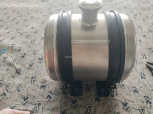 Tanque de Combustible de Aluminio Hilado de 2.9 Galones, 8" x 14", con Llenado Central, Conexión NPT de 1/4", para Diésel/Aceite/Combustible - Product Image 1