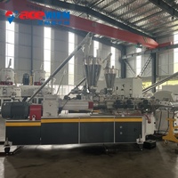 Machine à fabriquer des tuiles de toit en PVC verni