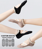 Chaussettes de yoga antidérapantes, en dentelle, à dos ouvert, avec poignets courts et attaches croisées pour la danse et le sport