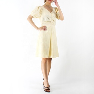 fábrica de <span class=keywords><strong>la</strong></span> manga de <span class=keywords><strong>la</strong></span> burbuja cintura hueco francés retro corbata pliegues damas nueva de encaje de moda casual vestidos - Product Image 1