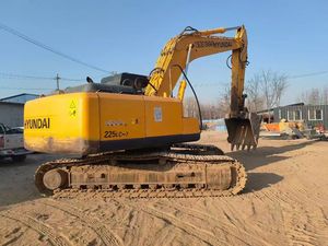 Excavatrice Hyundai 225 225-7 d'occasion, Hyundai 225LC-7 d'origine à vendre, excavatrice sur chenilles R220LC - Product Image 4