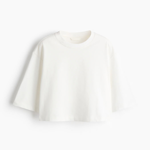 เสื้อยืดครอปผู้หญิงสไตล์ลำลองสุดหรู ออกแบบมาเพื่อความสบายผ่อนคลาย พร้อมดีไซน์เรียบง่ายและมีเสน่ห์ดึงดูดใจ - Product Image 1