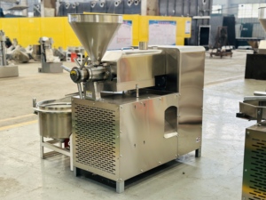DSOILPRESS Nueva Prensa de Aceite de Nuez Semiautomática de Acero Inoxidable, Extractor de Aceite de Alta Capacidad, Procesamiento de Pequeños Lotes, Capacidad de 50 kg/h - Product Image 6