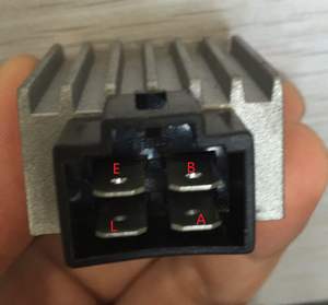 Régulateur redresseur <span class=keywords><strong>de</strong></span> moto adapté au générique Ideo 50 Onyx 50 Onyx 50 Xor 50 Ideo50 Onyx 50 Onyx 50 Xor50 - Product Image 2