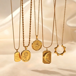 Collares con Colgante de Estrella y Luna, Joyería de Acero Inoxidable Personalizada de Moda - Product Image 2