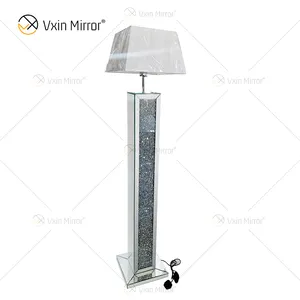 Luxus Silber Kristall Boden Stehlampe für Heimdekoration Diamant-LED-Lampe mit Lampenschirm für Schlafzimmer und Hotelgebrauch