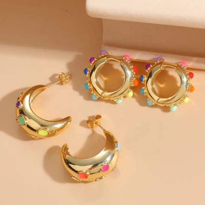 Anillos de oreja con personalidad OL con estilo bohemio Pendientes de cobre chapados en oro de 14 quilates Pendientes de circón coloridos para mujer