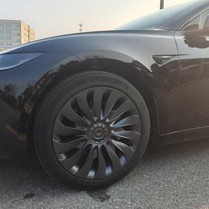 La cubierta de rueda de disco aerodinámico de 18 pulgadas actualiza la cubierta de rueda de <span class=keywords><strong>coche</strong></span> simétrica Little Cyclone ABS + PC para Tesla Model 3 - Product Image 2