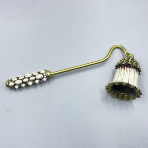 Spegnicandele Tradizionale Menorah Placcato Argento, Spegnicandele Cerimoniale Ebraico per Shabbat e Festività - Product Image 3