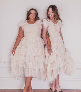 2024 verano elegante moda personalizada mujer <span class=keywords><strong>Boutique</strong></span> señoras encaje <span class=keywords><strong>blanco</strong></span> flutter manga bola vestidos de boda para mujeres - Product Image 1