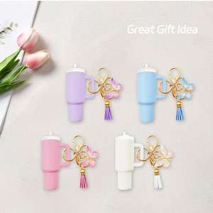 Porte-clés en peluche personnalisés mignons en forme de dessin animé pour sacs d'école et clés de voiture - Product Image 5