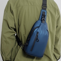 2025 Nieuwe Trending Fabriek Custom Grote Capaciteit Pu Borst Tas Licht-Gewicht Casual Heren Crossbody Tas Voor Buitensporten