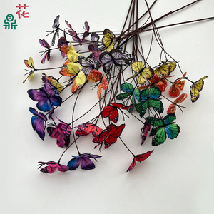 Papillons en soie aux couleurs variées, fleurs artificielles pour décoration de mariage en extérieur, style moderne, respectueux de l'environnement - Product Image 1