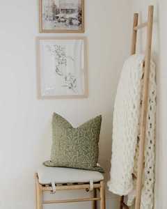 Декоративная наволочка для подушки с изображением мандалы - Product Image 4