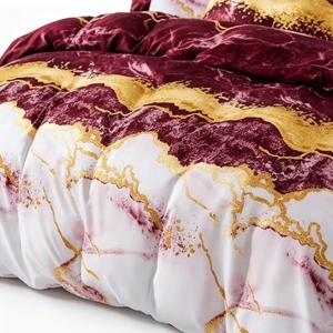 Modern Floral Eco-Friendly 4-Piece Comforter Set with <strong>Matching</strong> <strong>Curtains</strong> <strong>and</strong> <strong>Bedding</strong> Sheets for Winter Bedroom - Product Image 3