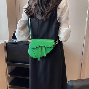 Bolso de Media Luna de Moda 2025, de Cuero PU de Lujo, con Cadena de Alta Calidad, Estampado, Versátil, de Mano, Bandolera, Impermeable - Product Image 6