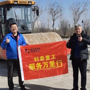 Neuer <span class=keywords><strong>Mini</strong></span> 5,3-Tonnen-Dieselbagger KL942 Traktor-Radlader Kerngetriebe Kompaktlader für Bau- und Erdbewegungsarbeiten - Product Image 6