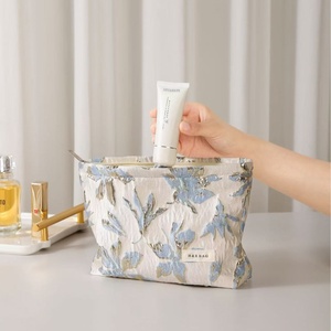 กระเป๋าเครื่องสำอางแบบซิปพับเก็บได้สำหรับเด็กผู้หญิง ลายแจ็คการ์ดด้ายทองสดใส ปรับแต่งได้  กระเป๋าคลัทช์พกพาความจุขนาดใหญ่ - Product Image 4