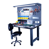 Banc de travail multifonctionnel robuste en acier inoxydable pour assemblage industriel, avec panneau perforé pour affichage d'outils, pour production en usine