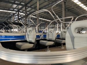 Bateau ponton en aluminium de 25ft 7.6m pour la fête flottante de pêche de passager de <span class=keywords><strong>taxi</strong></span> de lac avec le moteur hors-bord de coque d'EVA pour des loisirs sportifs - Product Image 5