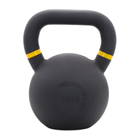 Kettlebell portable en acier noir, durable et conçue sur mesure, avec anneaux de poids codés par couleur, non en fonte ductile.