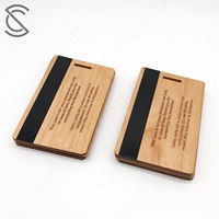 Hochwertige Goldprägung Bassholz-Holz-RFID-NFC-F08-Chips Magnetstreifen-Mitgliedskarte für Türzugang, Zahlung und Hotelgebrauch