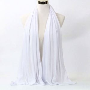 Écharpes en mousseline de qualité supérieure, châles doux, hijabs, foulards musulmans tendance, hijab grande taille uni pour femmes - Product Image 2