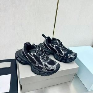 Nouvelles Chaussures de Créateur 2026 – Baskets Décontractées en Maille Argentée à Semelle Épaisse, Idéales pour le Quotidien – Vente en Gros - Product Image 3