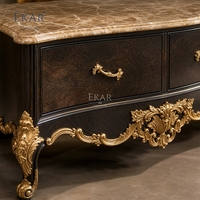 Console multimédia Rocaille Noir dorée à trois tiroirs |   Meuble TV de luxe de style baroque avec dessus en marbre