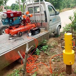 Compresseur d'air W-1.8/5 avec piqueuse pour la lutte contre les inondations et les utilisations d'urgence - Product Image 2