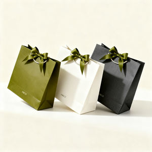 Vente en gros de petits et grands sacs en papier noir de luxe logo imprimé personnalisé <span class=keywords><strong>pour</strong></span> bougie et artisanat shopping papier blanc - Product Image 2