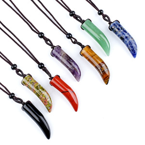 Collar con Colgante <span class=keywords><strong>de</strong></span> Cuerno <span class=keywords><strong>de</strong></span> Cristal Natural, Collar <span class=keywords><strong>de</strong></span> Piedra Semipreciosa Ajustable con Cuerda Trenzada Retro, Joyería Unisex con Gemas - Product Image 4