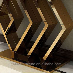 Tavolino <span class=keywords><strong>Consolle</strong></span> per Hall di Hotel di Lusso con Gambe in Acciaio Inox Dorato Design Moderno - Product Image 6