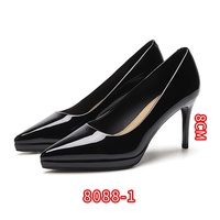 Chaussures à talons aiguilles pointus en cuir verni coréen de haute qualité 2025 pour femmes, sexy, à enfiler, bout fermé, montantes, mode, talons fins 8/10 cm