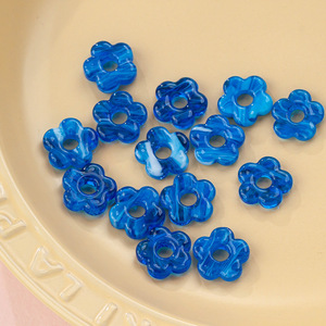 Cuentas de Flores Huecas de Cristal de Murano Hechas a Mano, Pequeñas y Frescas, de 16 mm, para Hacer Collares, Pulseras y Pendientes - Product Image 6