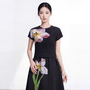 Casual Women's Geometric Print Short Sleeve Stand Collar Slim Fit T-Shirt <b>Spring</b> Summer Eco-Friendly Polyester Woven - Product Image 1